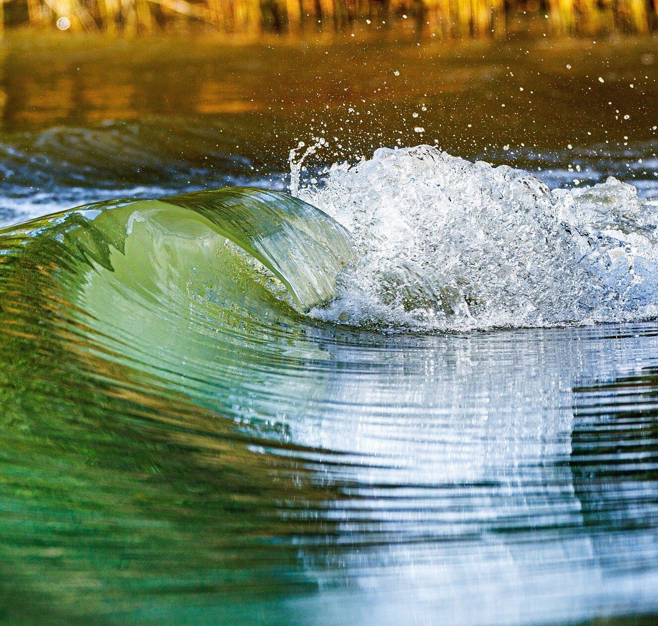 flooding water